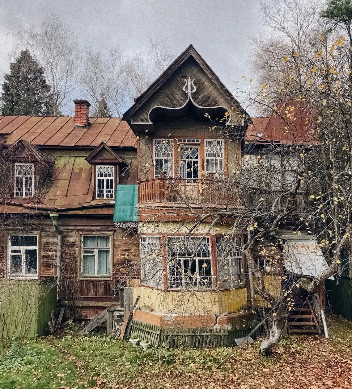 Дом с лирами, фото 2